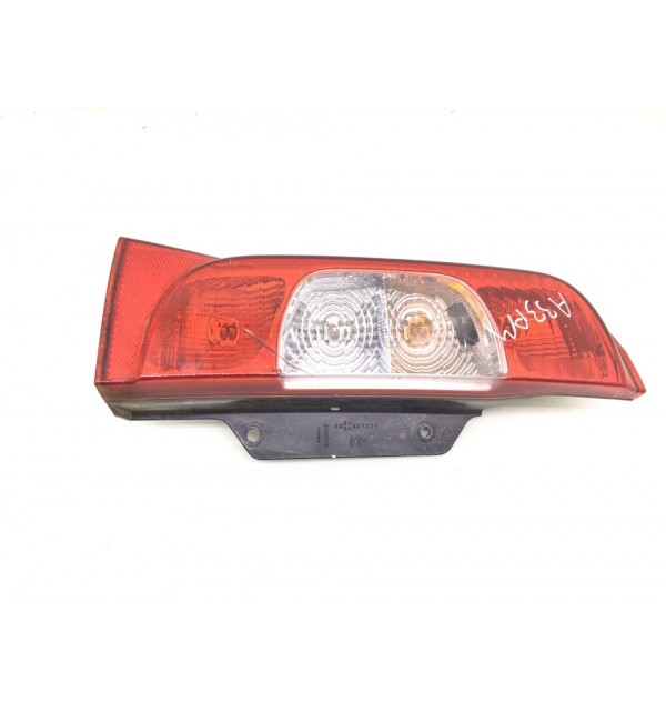 Фонарь задний левый бу для Peugeot Bipper  1.3 HDi,  2013 г. бу контрактные купить в Спб