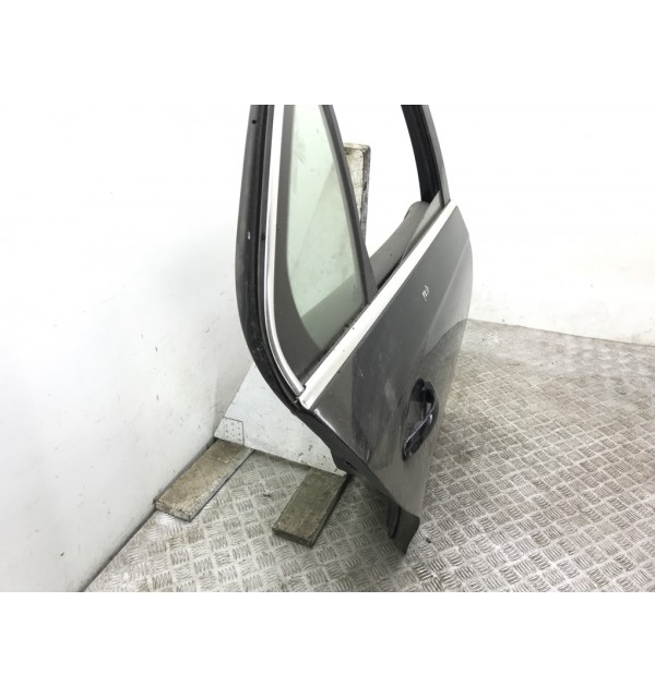 Дверь задняя правая бу для Volkswagen Jetta  1.9 TDi,  2008 г. бу контрактные купить в Спб