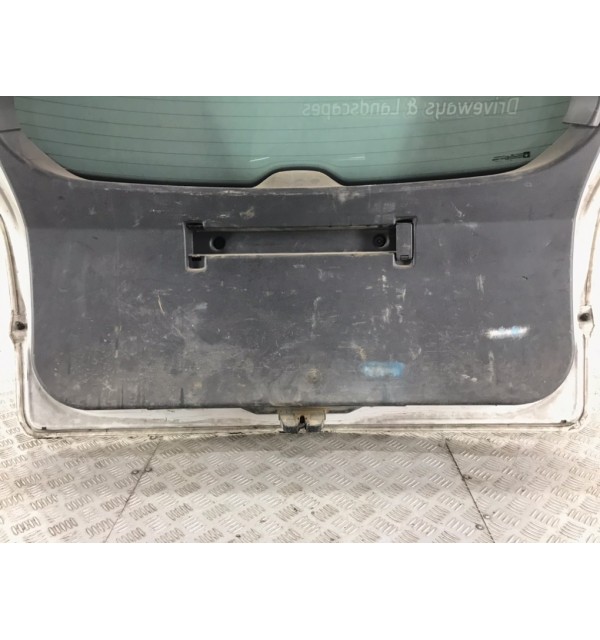 Крышка багажника бу для Opel Astra H 1.3 CDTi,  2010 г. бу контрактные купить в Спб
