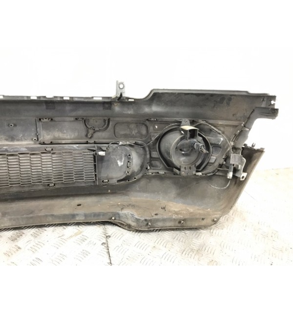 Бампер передний бу для Mini One R56 1.4 i,  2008 г. бу контрактные купить в Спб