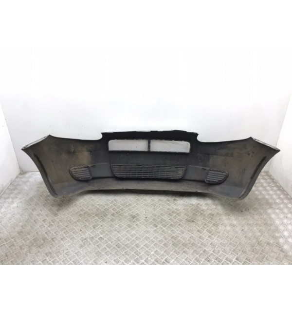 Бампер передний бу для Fiat Punto 3 1.2 i,  2006 г. бу контрактные купить в Спб