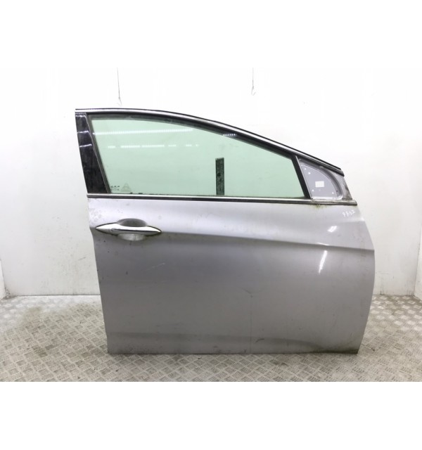Дверь передняя правая бу для Hyundai i40  1.7 CRDi,  2012 г. бу контрактные купить в Спб