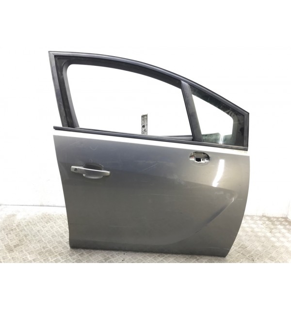 Дверь передняя правая бу для Opel Meriva B 1.4 Ti,  2011 г. бу контрактные купить в Спб