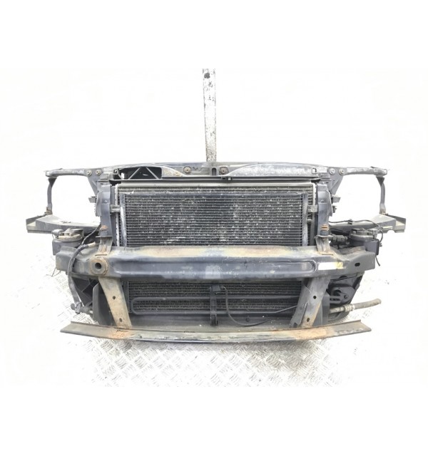 Панель передняя (телевизор) бу для Seat Exeo  2.0 TDI,  2011 г. бу контрактные купить в Спб