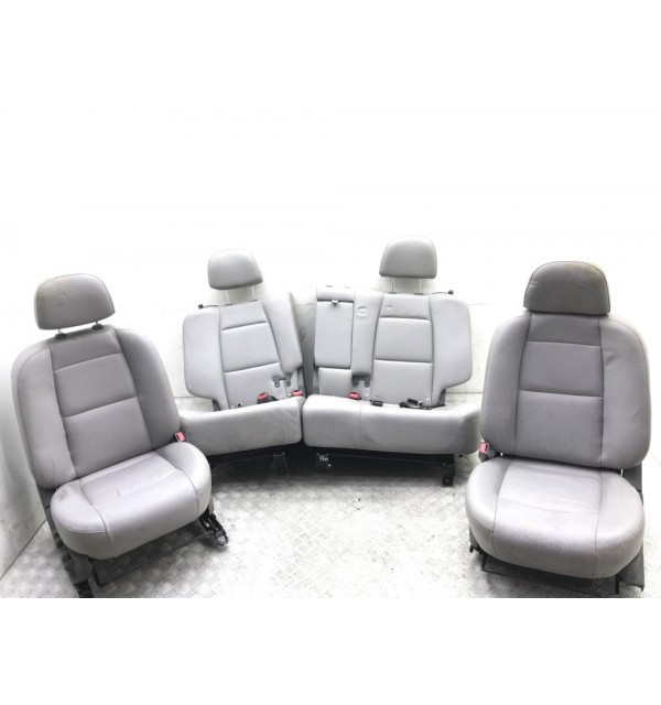 Салон (комплект сидений) бу для Hyundai Santa Fe 1 2.0 CRDi,  2006 г. бу контрактные купить в Спб