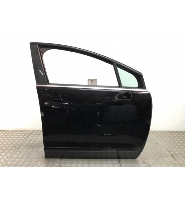 Дверь передняя правая бу для Peugeot 5008  1.6 HDi,  2011 г. бу контрактные купить в Спб