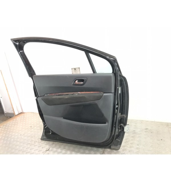 Дверь передняя левая бу для Peugeot 5008  1.6 HDi,  2011 г. бу контрактные купить в Спб
