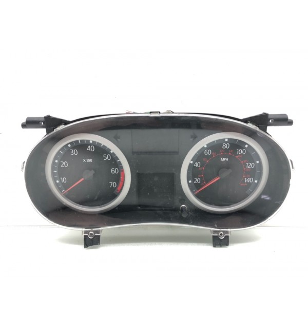 Щиток приборов (приборная панель) бу для Renault Clio  1.1,  2004 г. бу контрактные купить в Спб