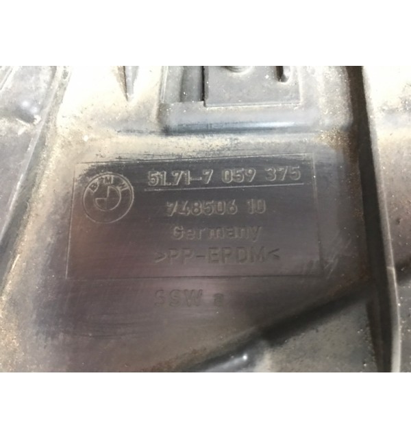 Защита арок передняя левая (подкрылок) бу для BMW 1 E87/E81/E82/E88 2.0 TD,  2009 г. бу контрактные купить в Спб