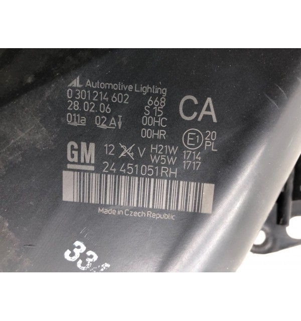 Фара правая бу для Opel Zafira B 1.6 i,  2006 г. бу контрактные купить в Спб