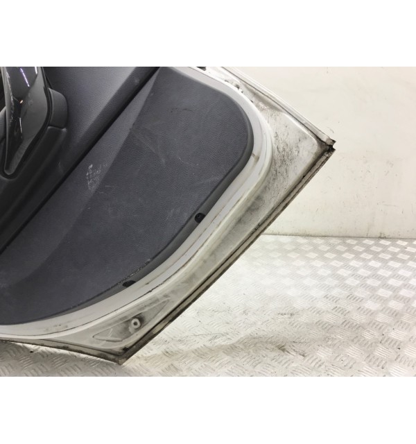 Дверь задняя левая бу для BMW 1 F20/F21 2.0 TD,  2013 г. бу контрактные купить в Спб