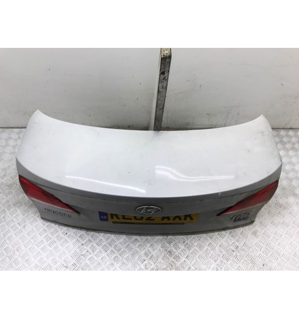 Крышка багажника бу для Hyundai i40  1.7 CRDi,  2012 г. бу контрактные купить в Спб