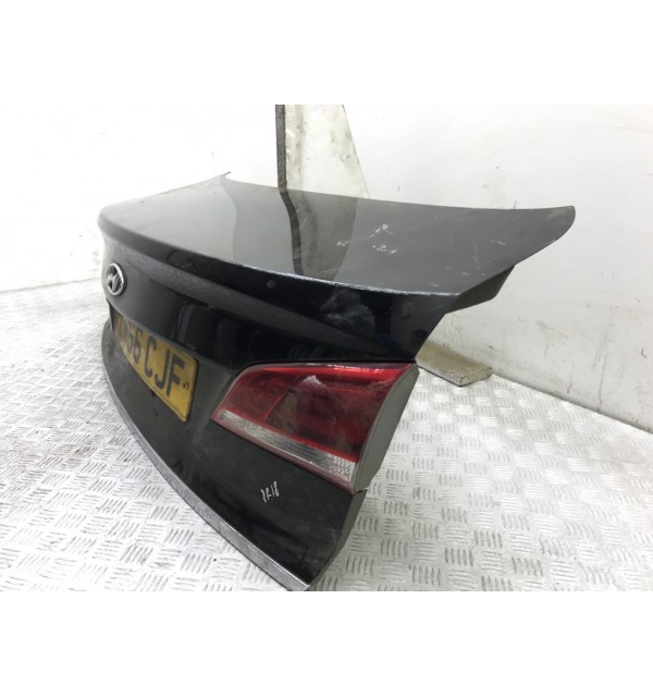 Крышка багажника бу для Hyundai i40  1.7 CRDi,  2016 г.