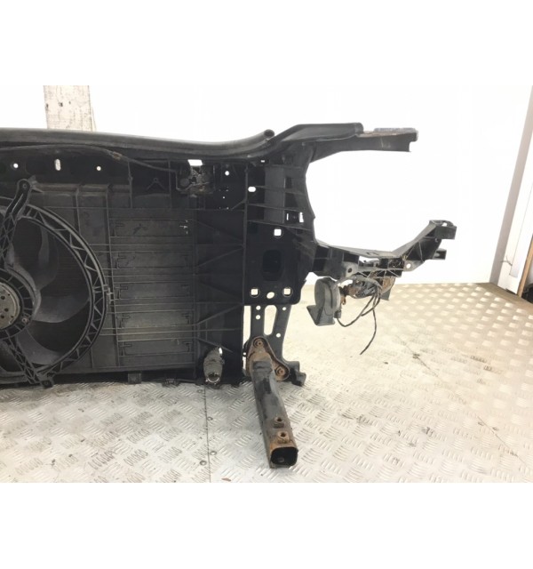 Панель передняя (телевизор) бу для Mini One R56 1.4 i,  2008 г. бу контрактные купить в Спб