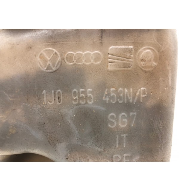 Бачок омывателя бу для Skoda Octavia  1.9 TDi,  2003 г. бу контрактные купить в Спб