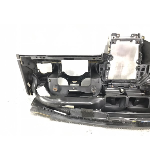 Панель передняя салона (торпедо) бу для Ford Mustang  4.6 i,  2009 г. бу контрактные купить в Спб
