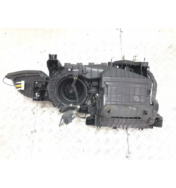 Корпус отопителя (печки) бу для Ford Mustang  4.6 i,  2009 г. бу контрактные купить в Спб