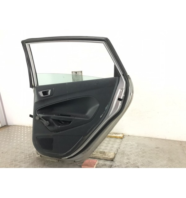 Дверь задняя правая бу для Ford Fiesta  1.6 TDCi,  2011 г. бу контрактные купить в Спб