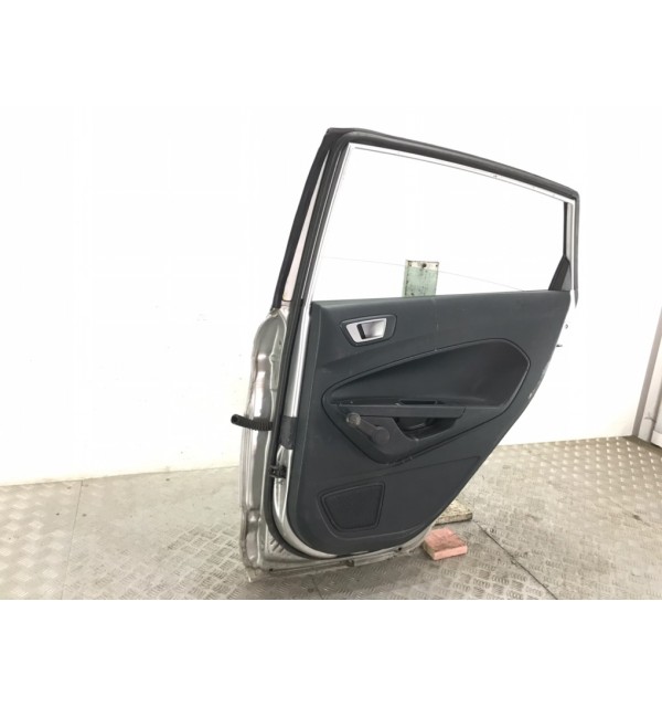 Дверь задняя правая бу для Ford Fiesta  1.6 TDCi,  2011 г. бу контрактные купить в Спб