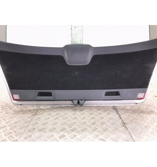 Крышка багажника бу для Mercedes C W204 2.2 CDi,  2008 г. бу контрактные купить в Спб