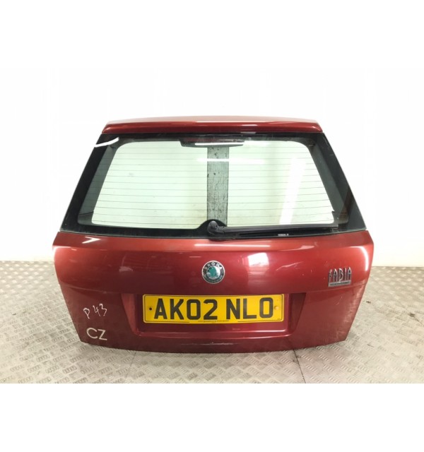 Крышка багажника бу для Skoda Fabia  1.4 i,  2002 г. бу контрактные купить в Спб