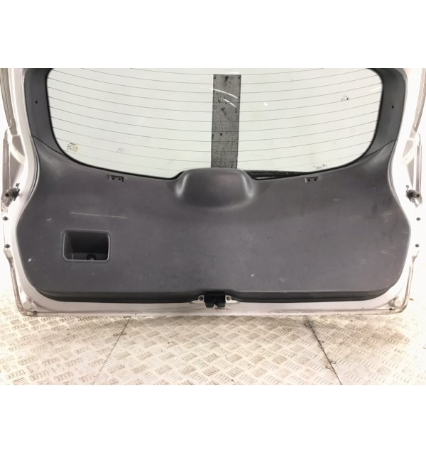 Крышка багажника бу для Nissan Qashqai  2.0 DCi,  2007 г. бу контрактные купить в Спб