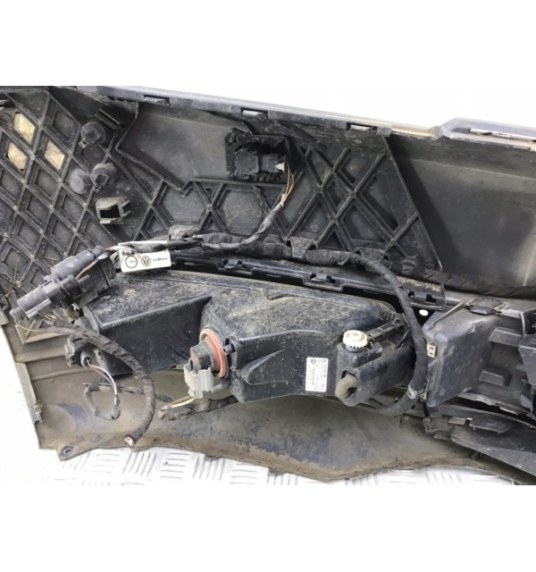 Бампер передний бу для Volkswagen Passat B8 1.6 TDi,  2016 г. бу контрактные купить в Спб