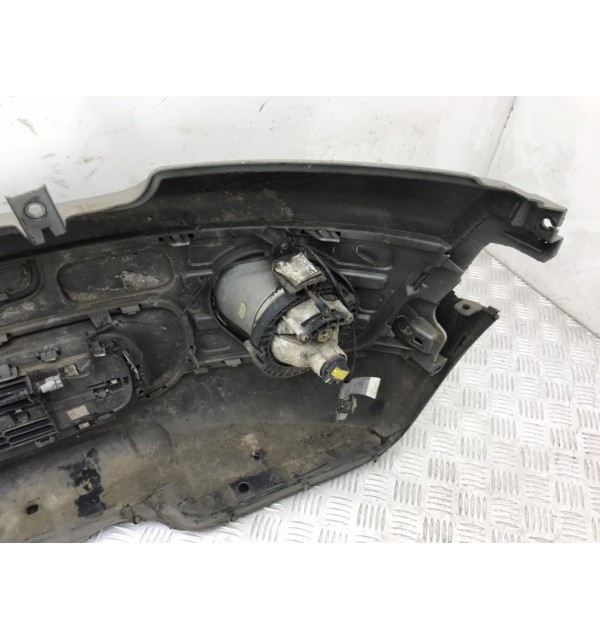 Бампер передний бу для Mini Cooper R56 1.6 i,  2007 г.