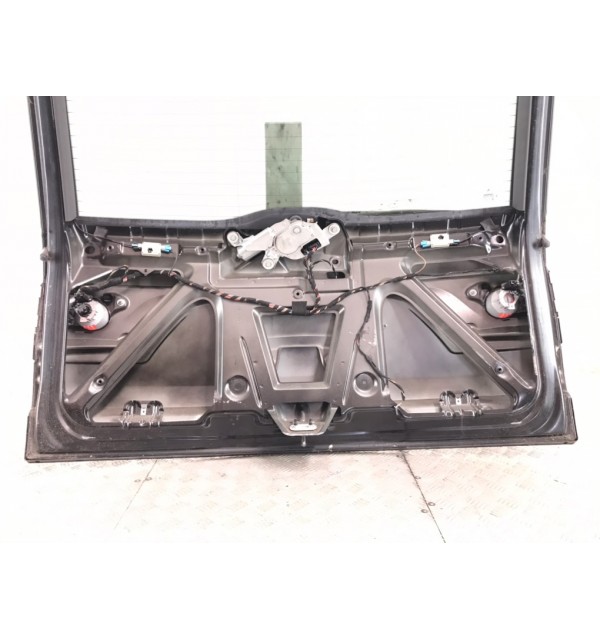 Крышка багажника бу для BMW X3 E83 3.0 i,  2004 г. бу контрактные купить в Спб
