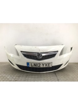 Бампер передний бу для Opel Astra J 1.7 CDTi,  2012 г.