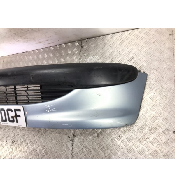 Бампер передний бу для Peugeot 206  1.4,  2002 г.