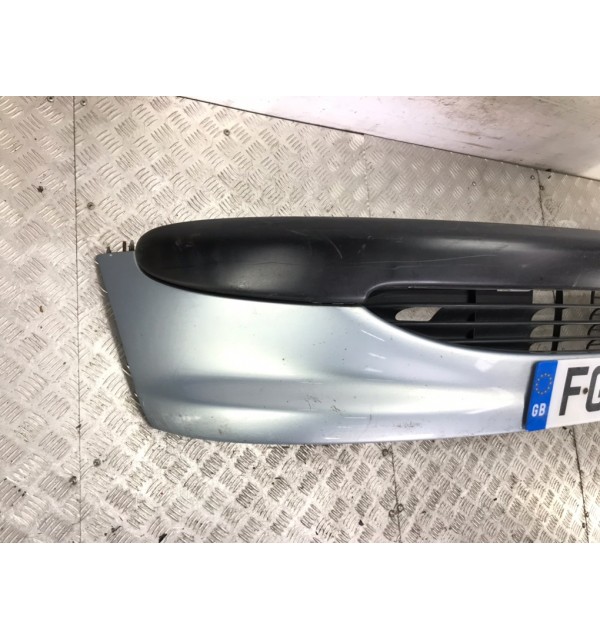 Бампер передний бу для Peugeot 206  1.4,  2002 г.