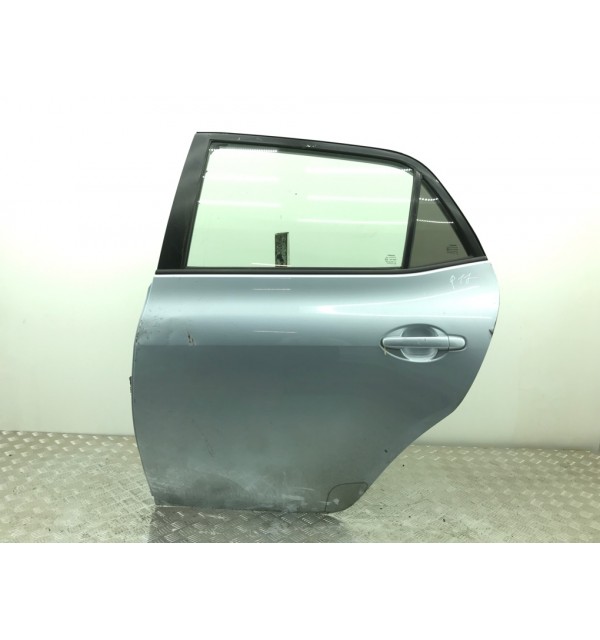 Дверь задняя левая бу для Toyota Auris  1.6 i,  2009 г. бу контрактные купить в Спб