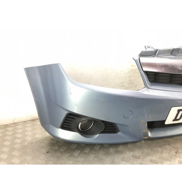 Бампер передний бу для Opel Tigra B 1.8 i,  2005 г. бу контрактные купить в Спб
