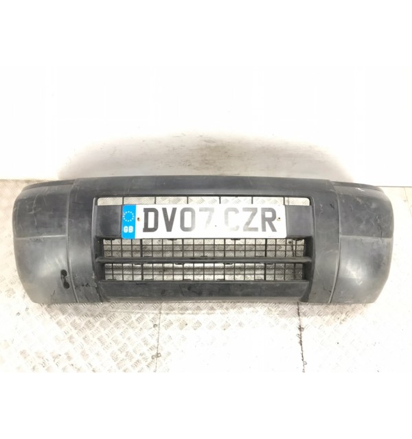 Бампер передний бу для Peugeot Partner  1.6,  2007 г. бу контрактные купить в Спб