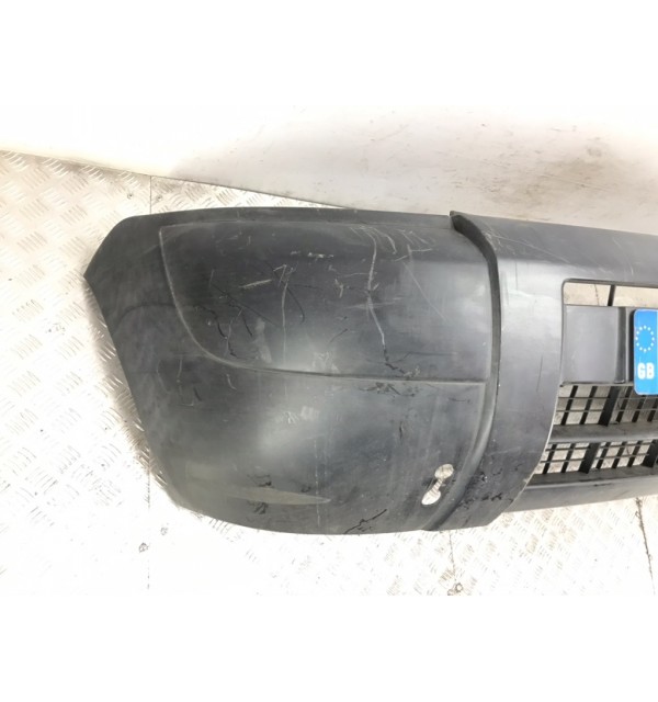 Бампер передний бу для Peugeot Partner  1.6,  2007 г. бу контрактные купить в Спб