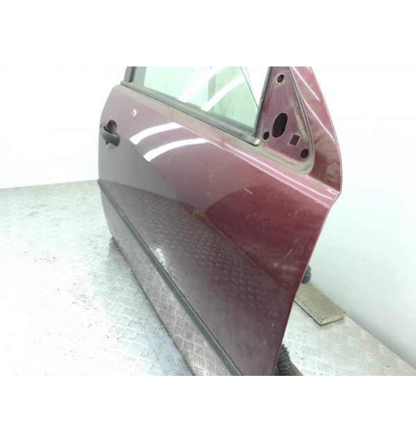 Дверь передняя правая бу для Ford Mondeo 3 1.8 i,  2003 г. бу контрактные купить в Спб