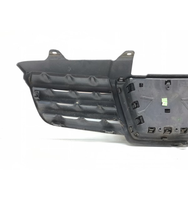 Решетка радиатора бу для Nissan Qashqai  2.0 DCi,  2007 г.