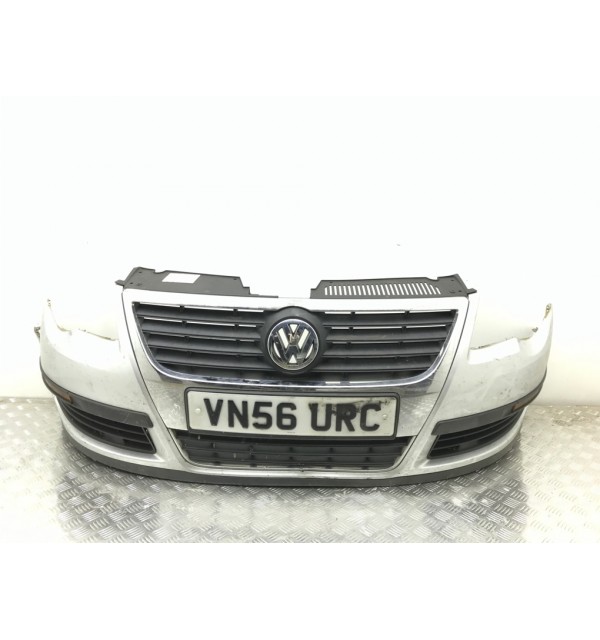Бампер передний бу для Volkswagen Passat B6 1.9 TDi,  2006 г. бу контрактные купить в Спб