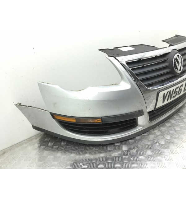 Бампер передний бу для Volkswagen Passat B6 1.9 TDi,  2006 г. бу контрактные купить в Спб