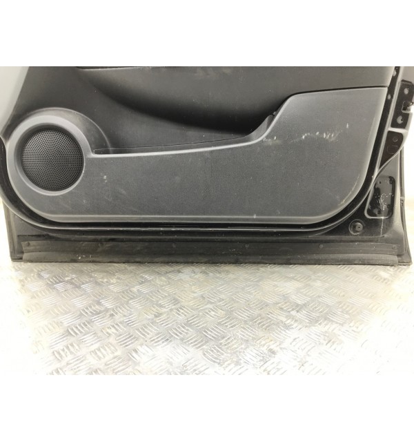 Дверь передняя правая бу для Nissan Qashqai  1.5 DCi,  2007 г. бу контрактные купить в Спб