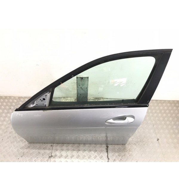 Дверь передняя левая бу для Mercedes C W204 2.2 CDi,  2008 г. бу контрактные купить в Спб
