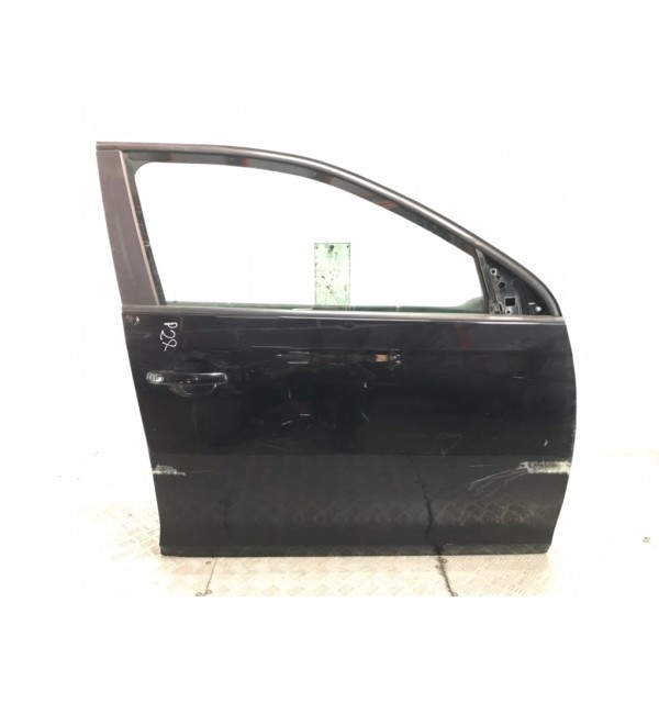 Дверь передняя правая бу для Volkswagen Jetta  1.9 TDi,  2006 г. бу контрактные купить в Спб