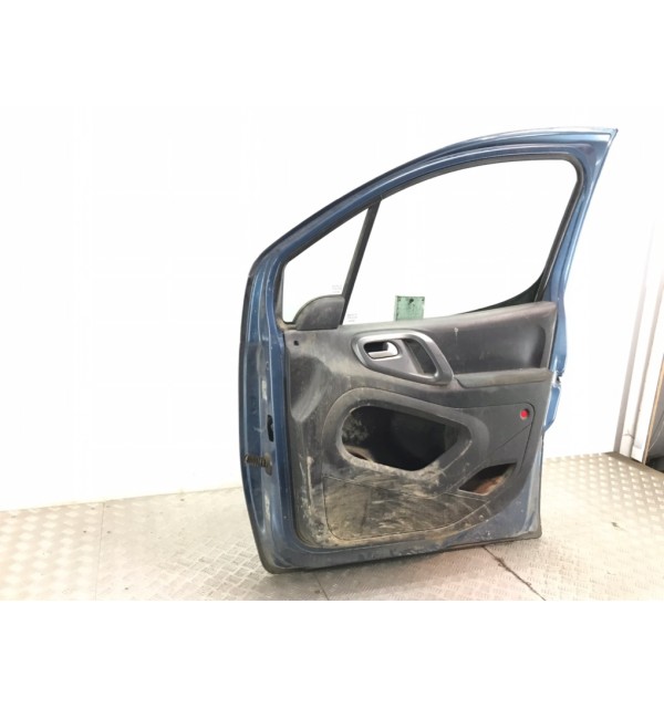 Дверь передняя правая бу для Citroen Berlingo  1.6 HDi,  2009 г. бу контрактные купить в Спб