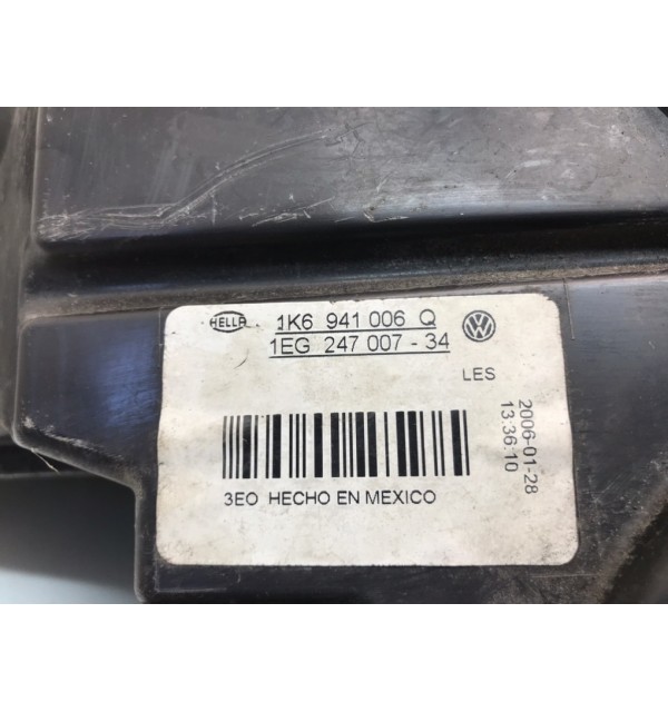 Фара правая бу для Volkswagen Jetta  1.9 TDi,  2006 г.