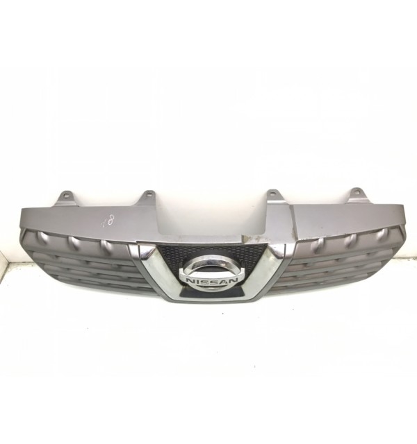 Решетка радиатора бу для Nissan Qashqai  1.5 DCi,  2009 г.