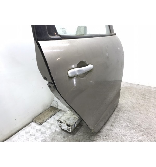 Дверь задняя правая бу для Renault Grand Scenic  1.6 i,  2009 г.