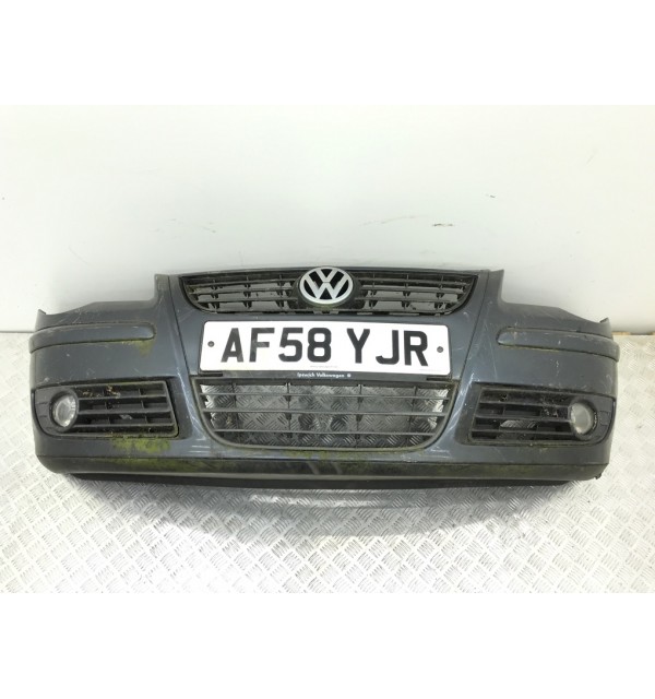 Бампер передний бу для Volkswagen Polo  1.2 i,  2008 г.