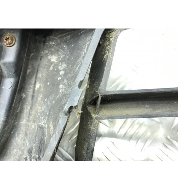 Бампер передний бу для Audi A4 B7 2.0,  2006 г.