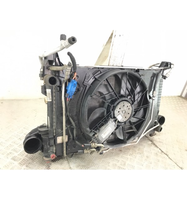 Кассета радиаторов бу для Mercedes B W245 2.0 CDi,  2007 г. бу контрактные купить в Спб